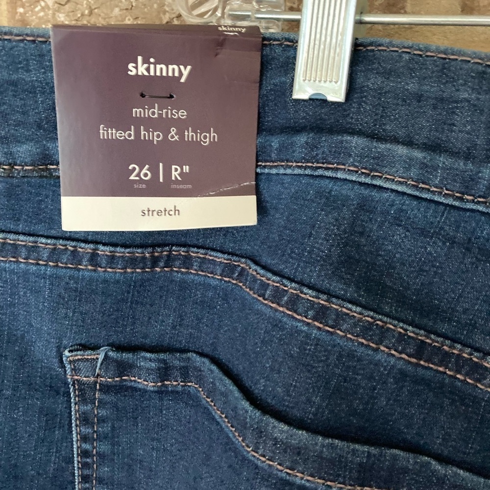 Ava & Viv Skinny Jeans 26 Mid Rise Skinny Dark Wash NWT - Picture 11 of 15